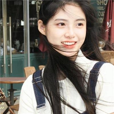 红色